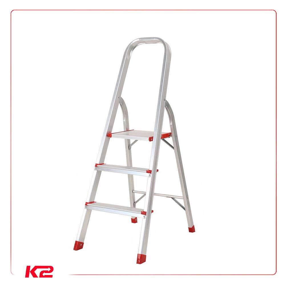 Escabeau pliable 3 marches en aluminium